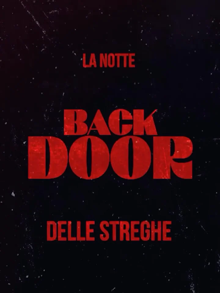 Titolo su fondo nero graffiato: «La notte», il nome del locale in grandi lettere rosse e ruvide, «delle streghe».