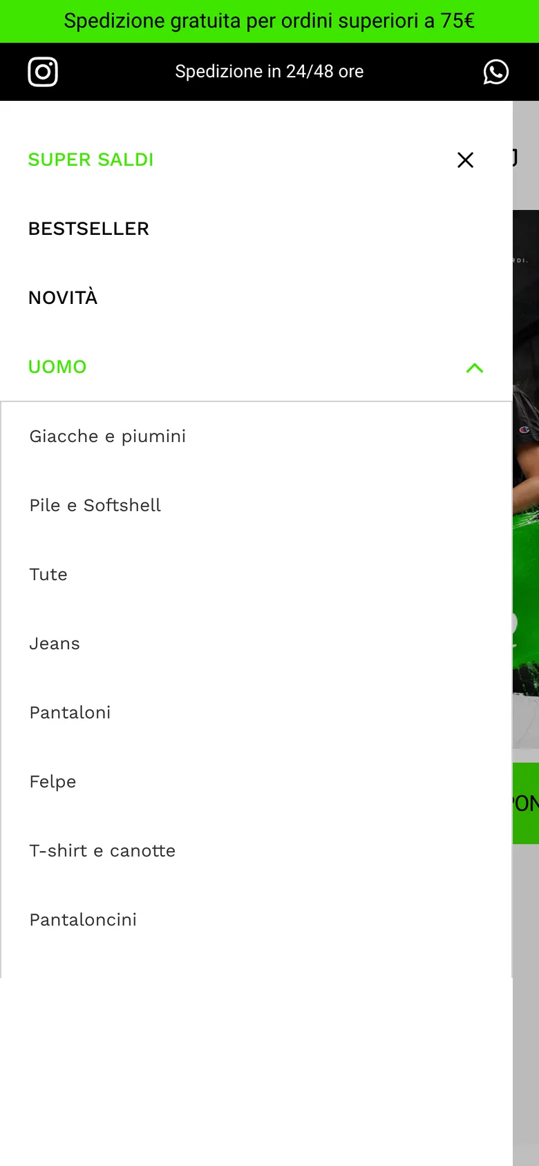 Il menu su smartphone con la sezione Uomo aperta: giacche e piumini, pile e softshell, tute, jeans, pantaloni, felpe, t-shirt e canotte, pantaloncini.